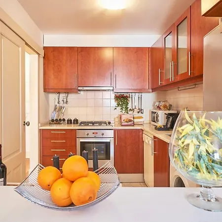 Casa Portuguesa Chiado 25 아파트