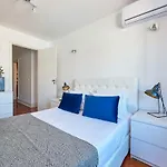 아파트 Casa Portuguesa Chiado 25 *